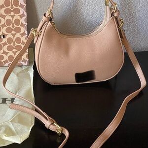 Women’s Pink Leather Shoulder Bag - Unbranded